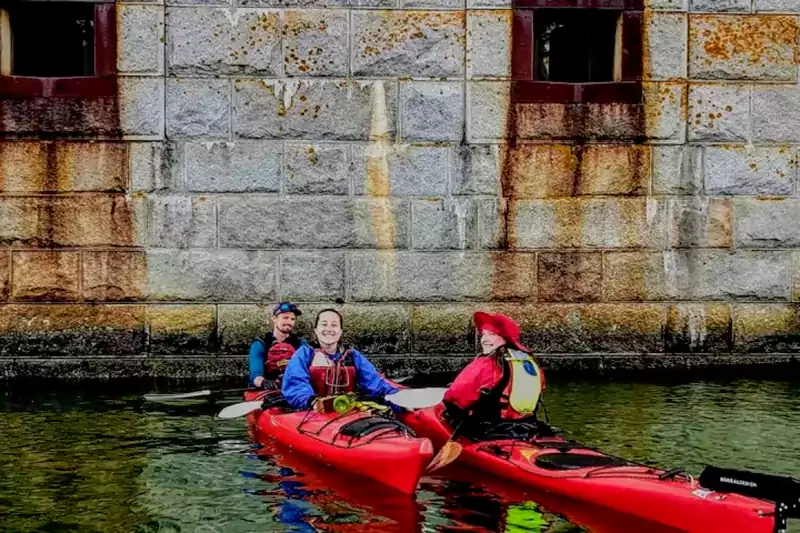 Kayak to Fort Gorges