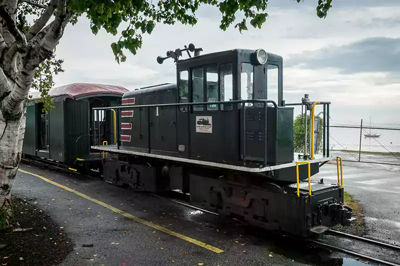 Maine Narrow Gauge Railroad Co and Museum