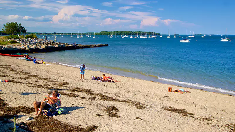 Stroll the East End Beach