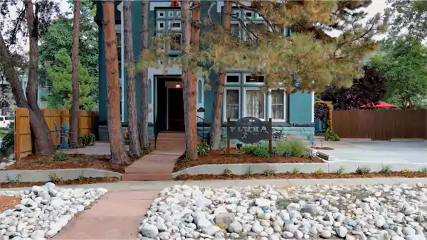 Flora House Denver Boutique Hotel