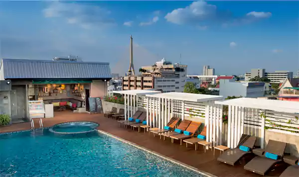 Hotels in Bangkok Thailand to Stay with Family
