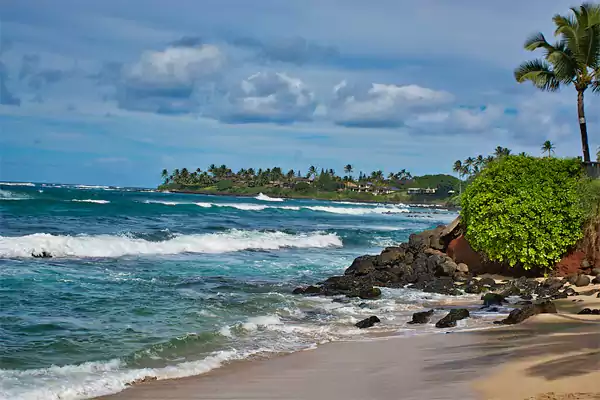 Kaulahao Beach for Turtle Spotting in Maui Hawaii