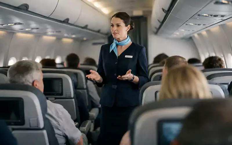 Passenger Experience and Crew Response to UA770 Emergency Diversion